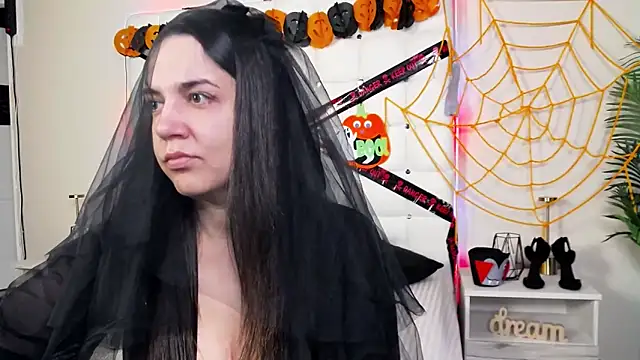 Snapshot of AlsouKass chatting on October 30, 8:16 am AlsouKass online show from October 30, 8:16 am