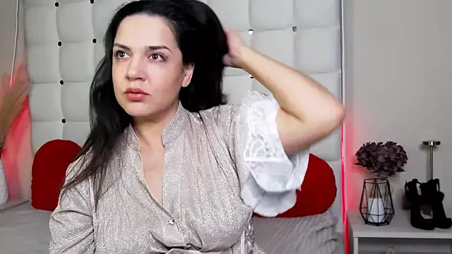 Snapshot of AlsouKass chatting on November 11, 6:46 am AlsouKass online show from November 11, 6:46 am