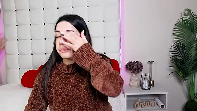 Snapshot of AlsouKass chatting on November 22, 6:01 am AlsouKass online show from November 22, 6:01 am