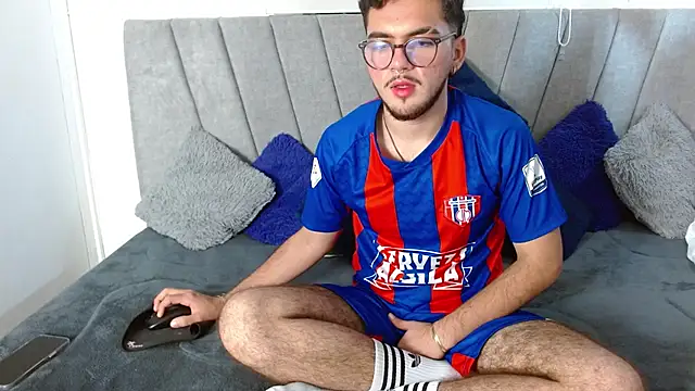 Zac Golden online show from October 24, 5:26 am