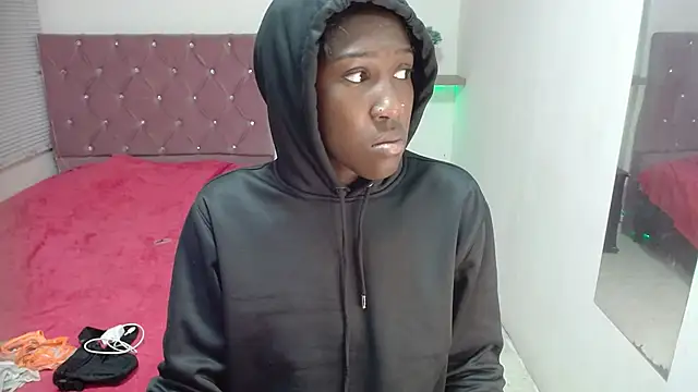 emyfuckhard online show from November 4, 12:15 pm