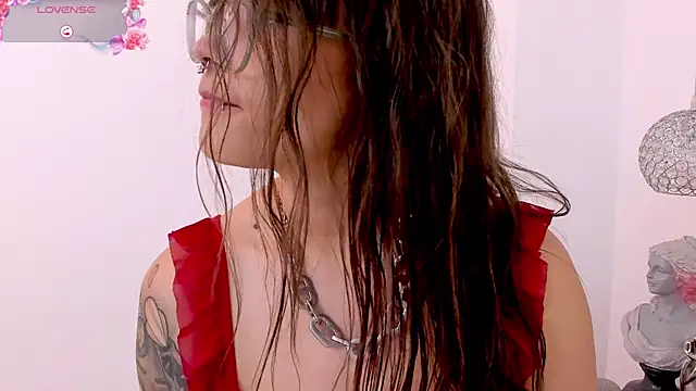 SofiaCavalli online show from November 27, 8:00 pm