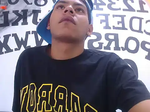 Snapshot of Yordi_Alpha chatting on October 26, 12:44 pm Yordi Alpha online show from October 26, 12:44 pm