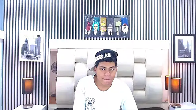 Snapshot of Yordi_Alpha chatting on November 6, 12:50 pm Yordi Alpha online show from November 6, 12:50 pm