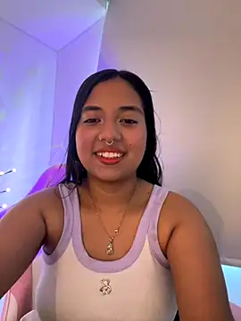 aly nicols online show from October 24, 10:17 pm