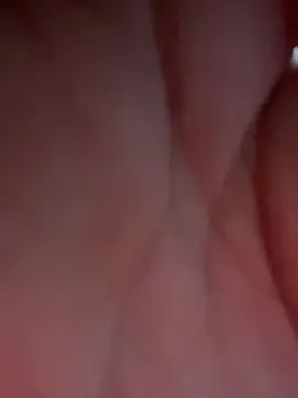 Snapshot of love-xx chatting on December 17, 11:44 pm love-xx online show from December 17, 11:44 pm