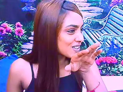 IndianPretty1 online show from October 29, 5:42 am