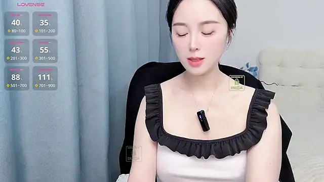 Xiaotaimei 666 online show from November 8, 5:40 am