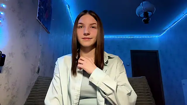 Snapshot of Beauty_miIa chatting on November 11, 4:40 pm Beauty miIa online show from November 11, 4:40 pm