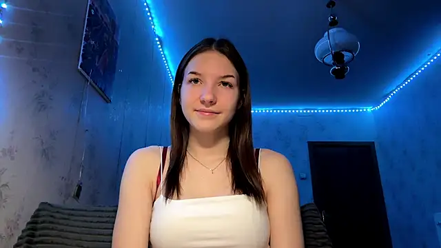 Snapshot of Beauty_miIa chatting on November 19, 3:23 pm Beauty miIa online show from November 19, 3:23 pm