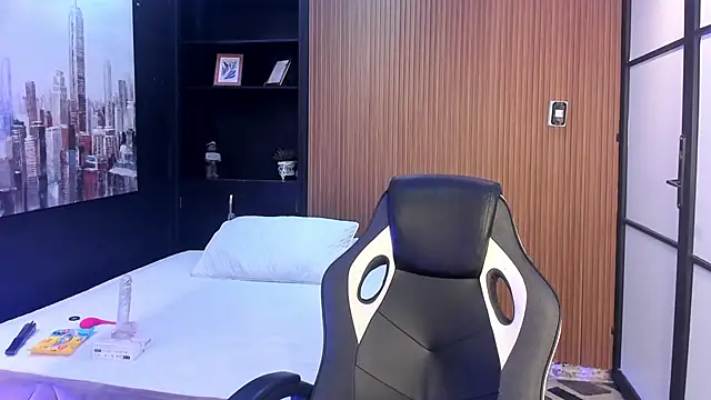 LiamPage  online show from November 13, 9:58 pm