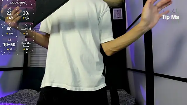 LiamPage  online show from November 19, 9:59 pm