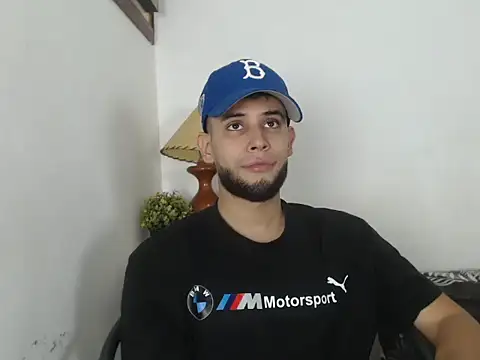 Maxcole 07 online show from November 15, 10:48 pm