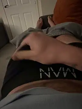 sevenisthemagicnum online show from October 28, 9:06 pm