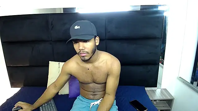 CamiloBuck online show from November 12, 4:02 am