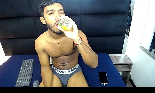 CamiloBuck online show from November 14, 4:55 am