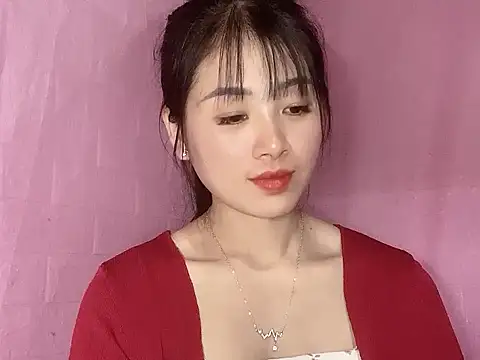 Snapshot of o-one-o chatting on November 15, 4:21 am o-one-o online show from November 15, 4:21 am