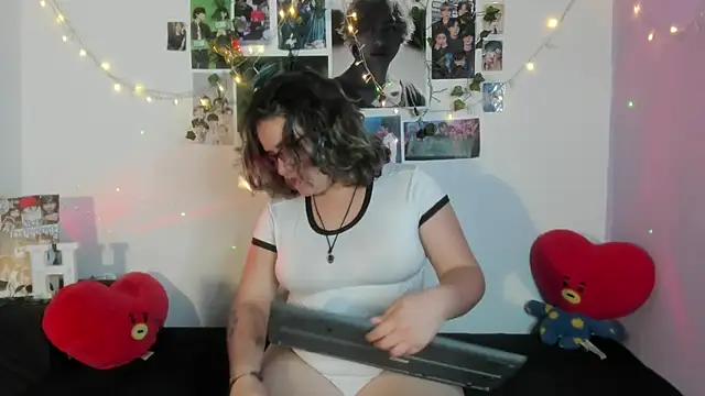 Rose Hellen online show from October 27, 4:05 am