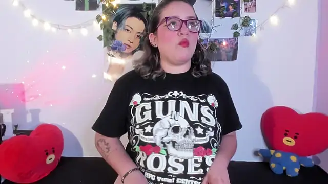 Rose Hellen online show from November 3, 2:24 am