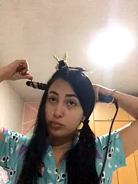 MAVI EC online show from November 4, 10:58 am