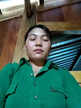 giahan-00 online show from October 29, 3:42 am