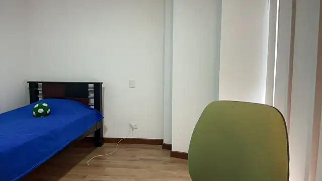 Snapshot of JUSTIN_JHONS chatting on November 20, 3:01 pm JUSTIN JHONS online show from November 20, 3:01 pm