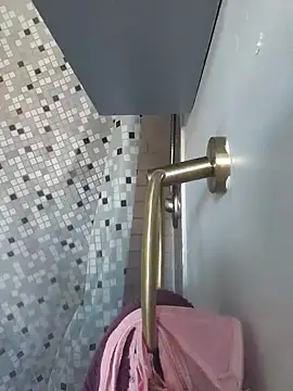 BulbasaurIsmettv online show from October 30, 3:35 pm