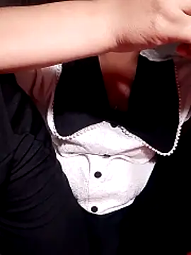 Fucksquirt2k online show from November 13, 10:08 pm