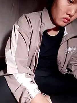 Fucksquirt2k online show from November 14, 1:10 pm