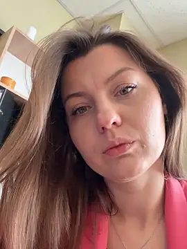 DollyRoma online show from November 14, 8:24 am