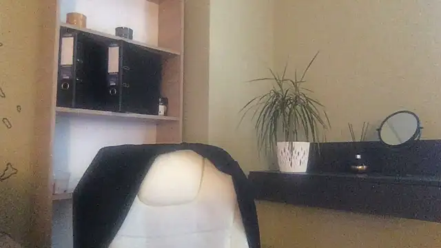 DollyRoma online show from November 21, 9:52 am