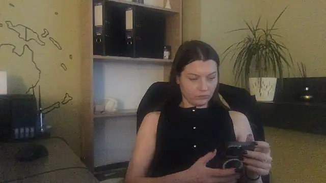 DollyRoma online show from November 25, 12:38 pm