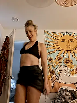 Raven Fantastic online show from November 2, 5:26 pm