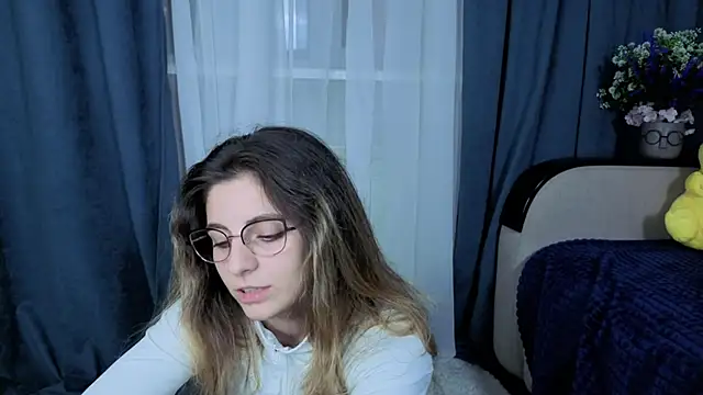 CasandraMickell online show from October 25, 8:14 pm