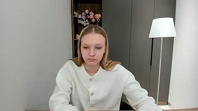 ElissaGlod online show from October 23, 6:45 am