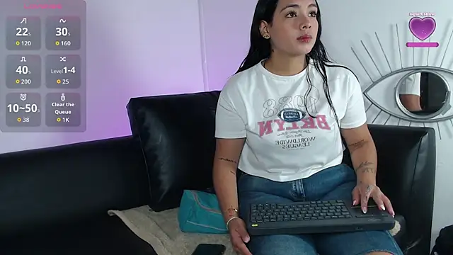 Juanita angell online show from November 28, 11:02 am