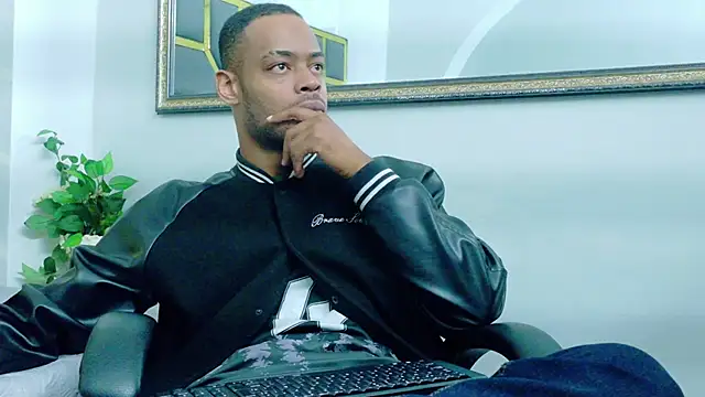 Neytanmalcon online show from November 18, 9:30 pm