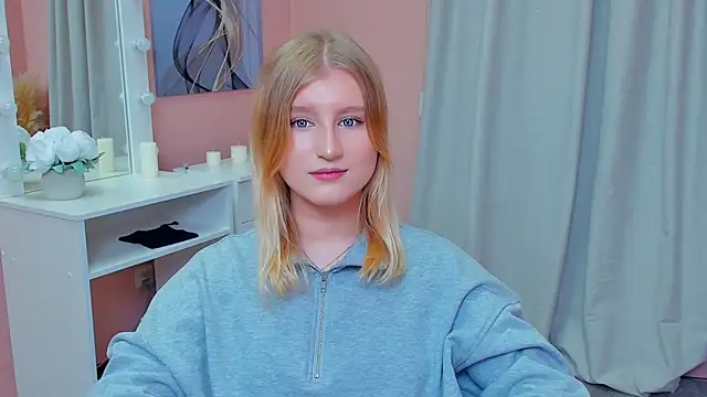 LisaRais online show from October 23, 11:53 am