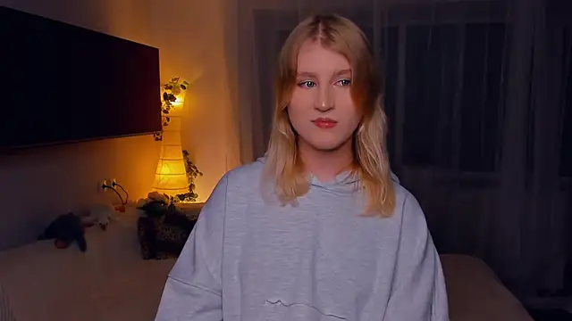 LisaRais online show from October 29, 10:44 pm