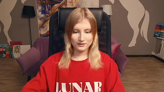 LisaRais online show from November 22, 9:03 pm