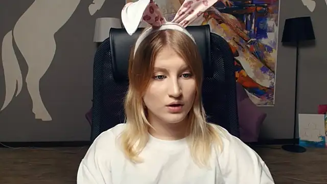 LisaRais online show from November 27, 8:55 pm