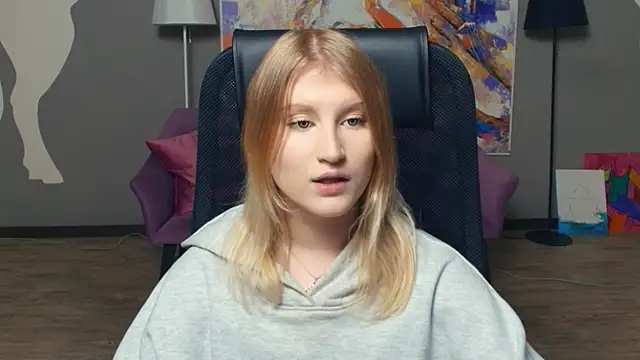 LisaRais online show from November 29, 9:07 pm