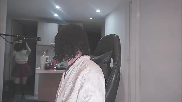 dan and daya online show from November 10, 2:21 am