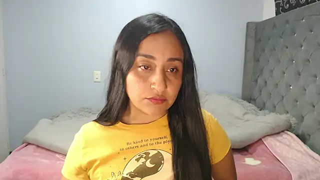 cute8smile online show from November 3, 10:53 pm