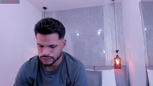 Hamilton 0 online show from November 18, 7:51 pm