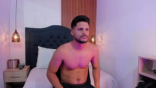 Hamilton 0 online show from November 23, 1:11 pm