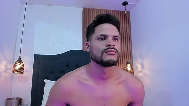 Hamilton 0 online show from November 24, 7:35 pm