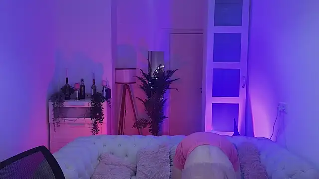 grace allenn online show from November 24, 5:51 am