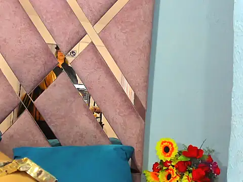 Snapshot of Faehlis_ chatting on October 23, 3:50 am Faehlis online show from October 23, 3:50 am