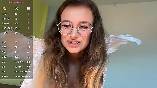 Snapshot of lolatheangel chatting on November 16, 4:51 am lolatheangel online show from November 16, 4:51 am